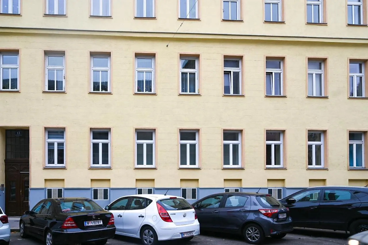 Elegant Duplex Danube Canal 维也纳